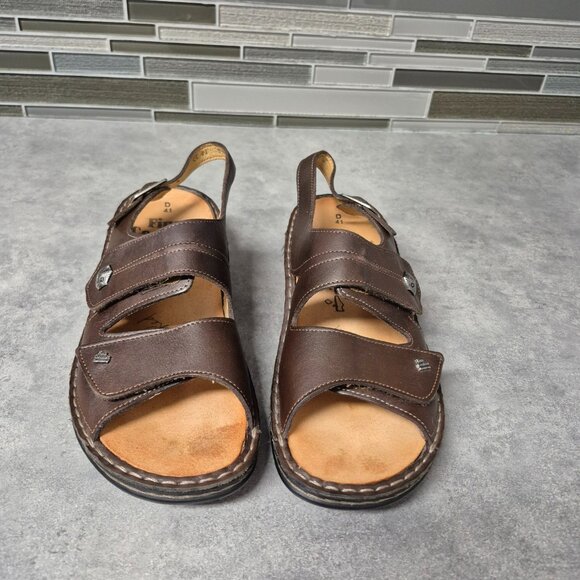 D41 Finn Comfort Germany Milos Soft Coffee Brown Leather Buckle Sandals - Picture 2 of 11